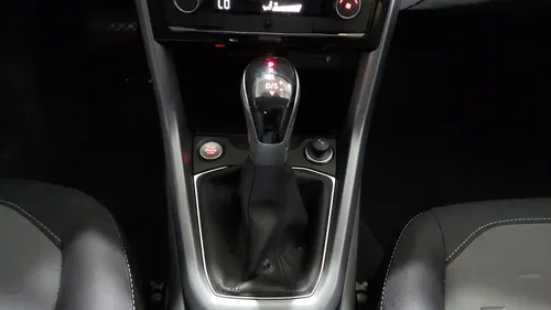 Volkswagen T-Cross 1.6 COMFORTLINE AUTO