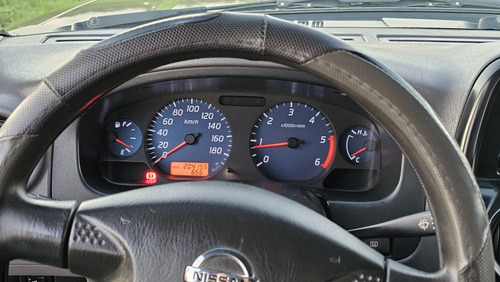 Nissan NP300 2.5 Cabina Doble 133cv 4x2