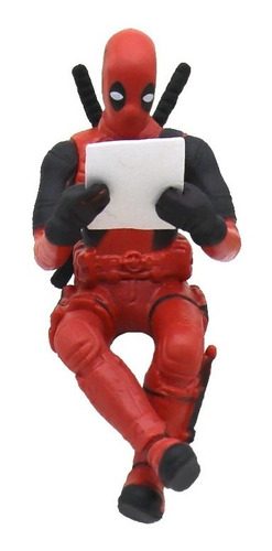 Figura Mini Deadpool Sentado Decoración Escritorio 
