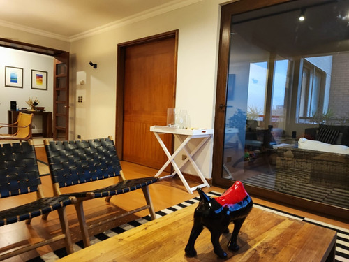 Vista Insuperable A Santiago / 4d +3b + E + B / Piso 7