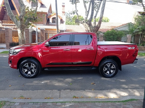 Imagen 8 de 15 de Toyota Hilux 2.8 Tdi Srx 4x4 Caja Manual De 6ta Año 2018