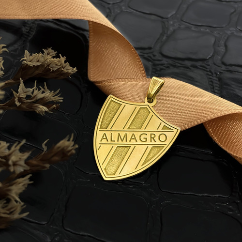 Dije Escudo Fútbol Equipo Argentina Oro 18k Club Atlético Almagro