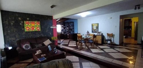 Imagen 26 de 30 de Francisco R. (04169519523) Vende Casa En El Pedregal 21-10128