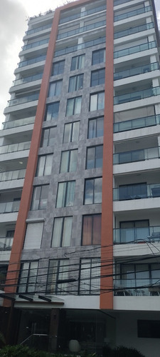 A281 - Apartamento De Lujo En Alquiler En Santo Domingo | 190 M² | 3 Habitaciones | Línea Blanca Y Aires | $2,500 Usd | #foxpiantini