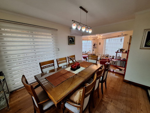 Excelente Casa De 4 Dormitorios En Los Almendros Reñaca