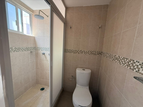 ¡espacio Y Comodidad En El Corazón De Tláhuac! Este Departamento En Francisco Landino 50 Ofrece Todo Lo Que Necesitas: Amplitud, Funcionalidad Y Excelente Ubicación. Ideal Para Familias Que Buscan Tra