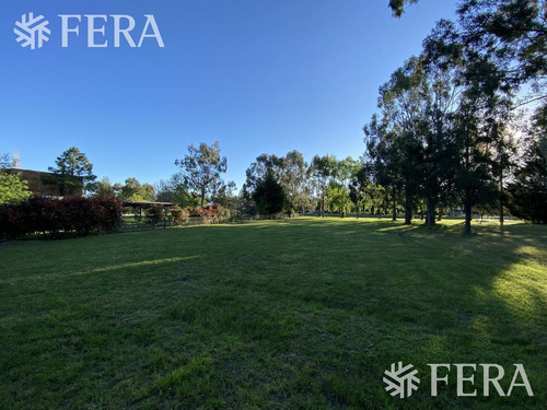 Imagen 3 de 9 de Venta De Terreno En Club Miralagos 1 (28313)