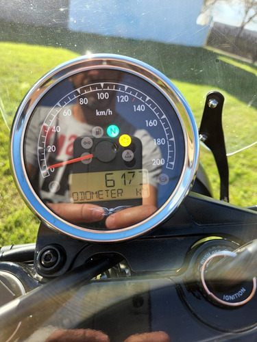 Imagen 11 de 12 de Moto Guzzi V7 Iii Stone