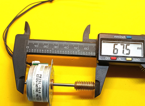 Motor A Pasos, Electrónico, 4 O 6 Fases, Doble Eje P/encoder (Usado)