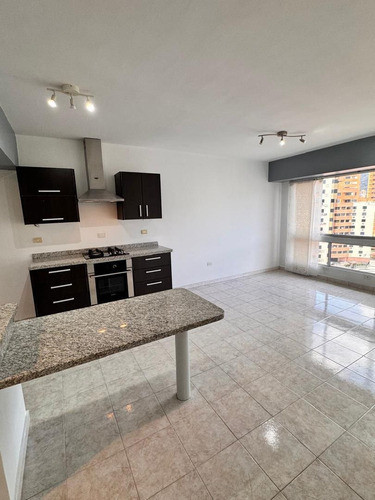 Apartamento A Estrenar En Venta Res Montecarmelo Frente Al Sambil Jc-lp Jc-