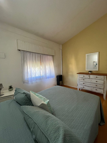 Venta De Amplia Y Hermosa Casa Mar En Santa Teresita, Calle 7 Nº 457, La Costa