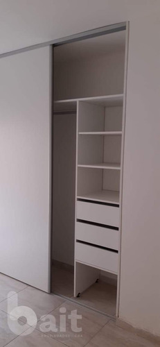 Imagen 10 de 15 de Venta Dpto De 2 Dormitorios Con Patio Y Asador Propio, Cochera Privada, Pileta Y Sum