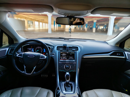 Ford Fusion 2.0 Hybrid Aut. 4p