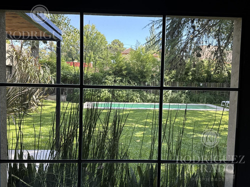 Casa En Venta En La Bota Benavidez Calidad Constructiva Y Diseño Arq