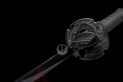 Imagem 4 de 10 de Katana Kuro - Aço Aisi 9260 Negro