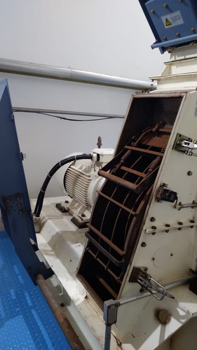 Molino Pulverizador De Martillo Genérico Para Molienda (Usado)