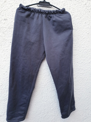 Pantalón Deportivo Gris Oscuro Talle 6.