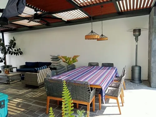 Casa En Venta En Pontevedra, Irapuato, Gto.