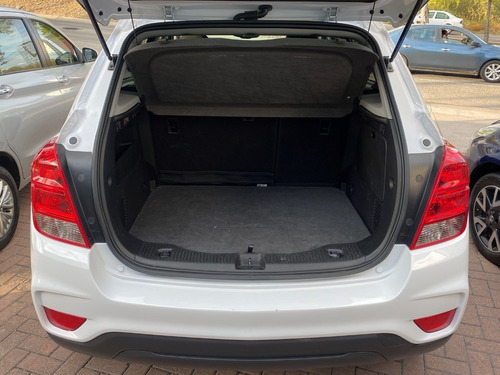 Imagen 9 de 13 de Chevrolet Trax