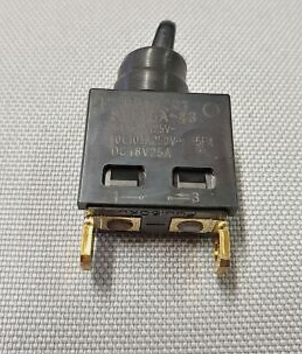 Interruptor Demoledor Makita Hm1307/651423-1