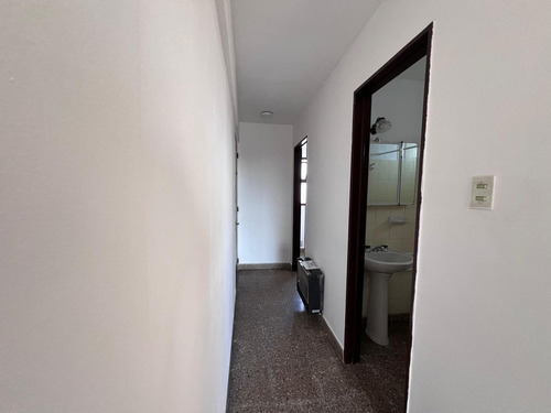 Monoambiente En Alquiler O Venta En La Plata