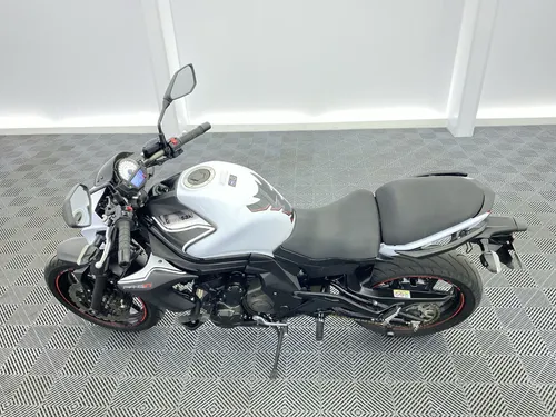 Kawasaki Er6n Modelo 2016