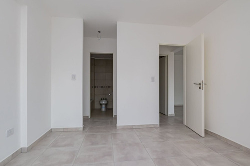 Venta Departamento Tres Ambientes Caseros Centro