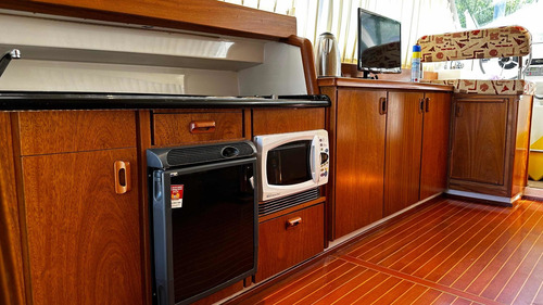 Imagen 4 de 19 de Crucero Custon 35-2009-grupo-aire-bowthruster-nanni 200hp