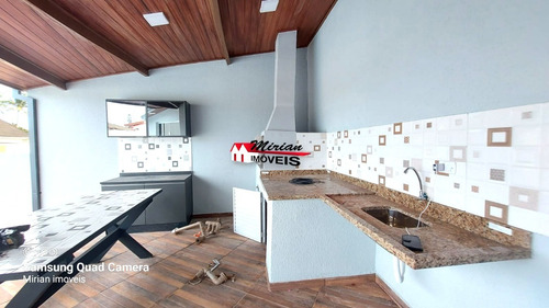 Imagem 1 de 14 de Casa A 200 Metros Do Mar Em Bairro Nobre Prontinha Para Morar - Ca01581 - 70137570