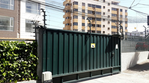 Imagen 13 de 16 de Monteserrín. Arriendo Departamento 3 Dormitorios Con Parqueadero Cubierto. Cerca Udla Y Ecopark.