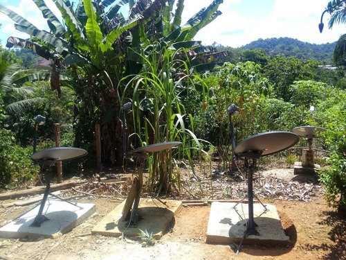 Imagem 2 de 6 de Internet Via Satélite E Energia Solar Em Área Rural