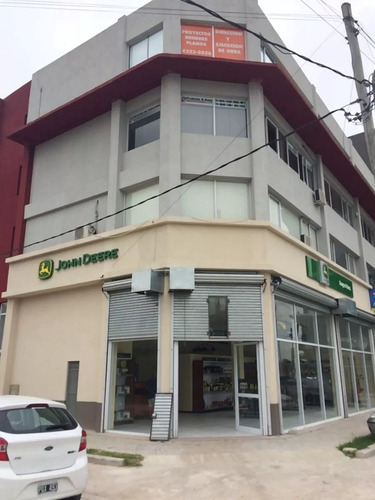 Venta Oficina En El Centro De Canning. Castex Al 400