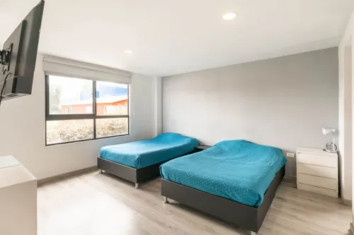Edificio En Venta En El Tejar. Cod V12493