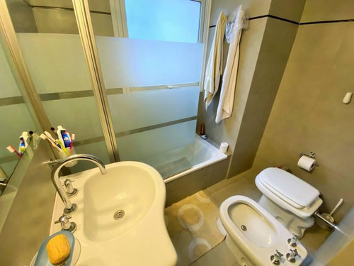 Impecable Y Moderno Departamento De 3 Ambientes Amoblado En Martinez.