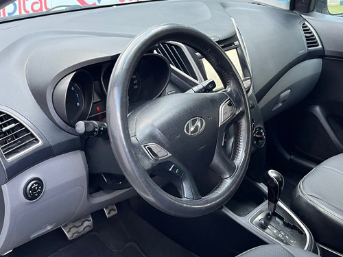 Hyundai HB20X 1.6 16V STYLE FLEX 4P AUTOMÁTICO