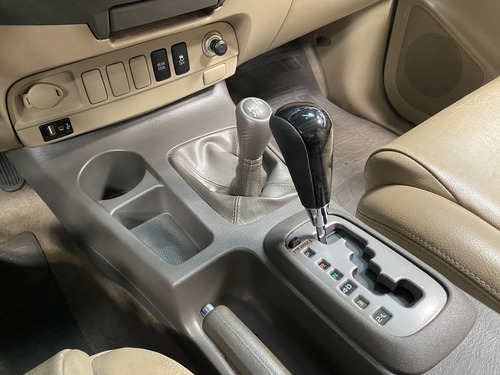Toyota SW4 2013