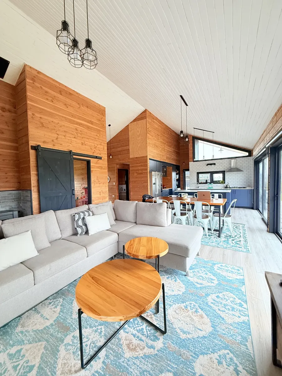 Imagen 2 de 16 de Hermosa Casa Moderna Con Excelente Ubicación En Frutillar