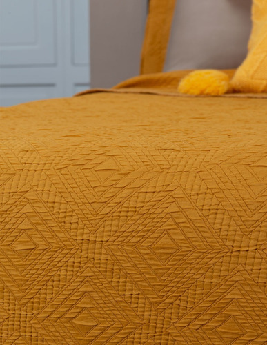 Edredón King Size Jacquard Esquimal + Fundas