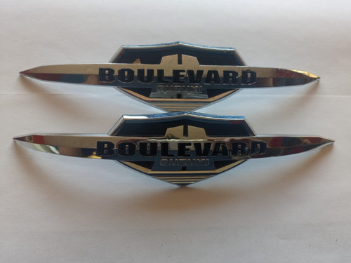 Par De Emblemas De Tanque Para Suzuki Boulevard 800 (Usado)
