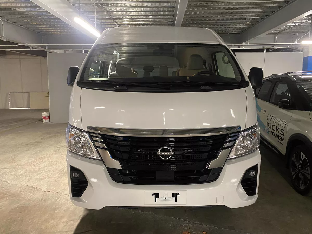 Nissan Urvan