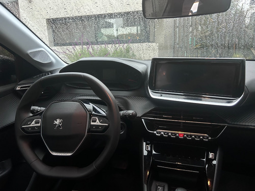 Peugeot 208 1.6 Style Tiptronic