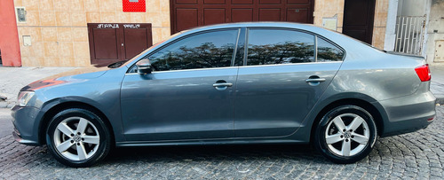 Volkswagen Vento 2.5 Luxury 170cv Tiptronic