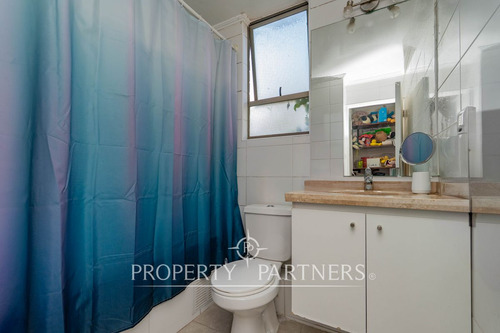 Se Vende Casa En Seguro Barrio Y Con Hermosa Vista...