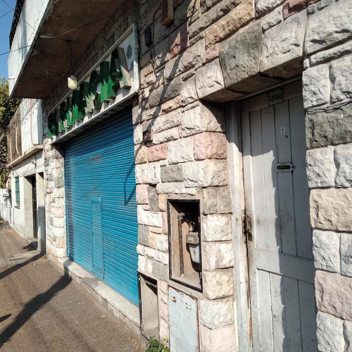 Imagen 1 de 15 de Local Con Vivienda A Refaccionar