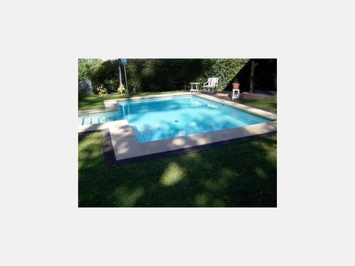 Imagen 2 de 10 de Id 586 - Cabaña Con Piscina Y Parrillero. Temporada