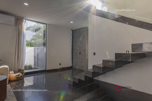 Residencia De Lujo En Venta Puerta Del Bosque Andares