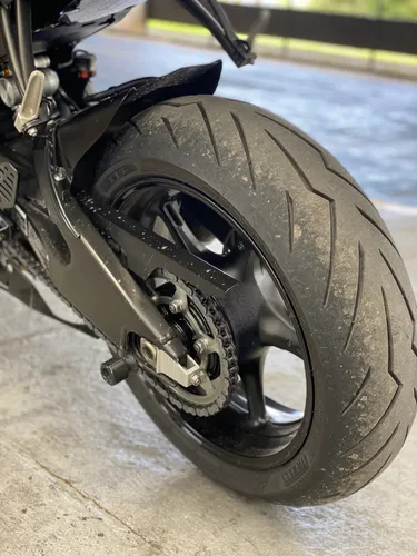 Yamaha R6r Modelo 2011.
