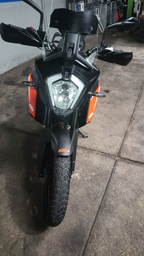 Única Mano Pocos Km Lista Para Transferir, No Recibo Menor