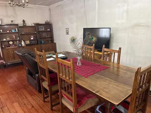 Casa En Venta De 4 Dorm. En Llallay A Metros Del Centro Civi