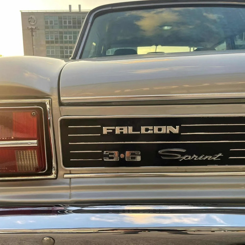 Imagen 12 de 15 de Ford Falcon Futura Sp
